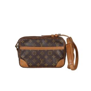 Louis Vuitton Cross Body Bag